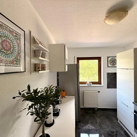 Goldstadt - Design Und Relax - Modernes Wohnen In